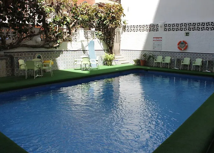 Vegas Hotel 2*